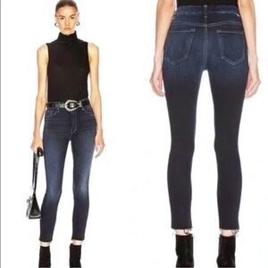 MOTHER High Waisted Looker Ankle Fray Jeans Last Call wash size 25